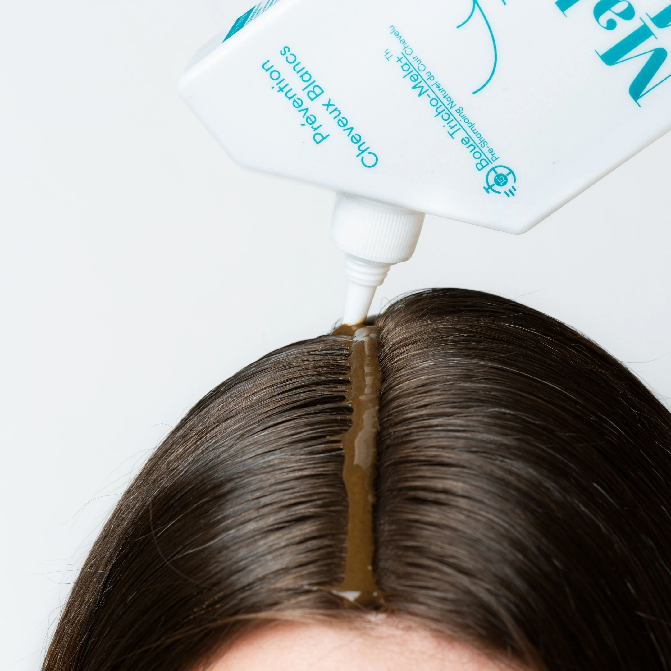 produit: Gommage Actif Anti-âge - 1ers Cheveux Blancs- Boue Tricho-mela+