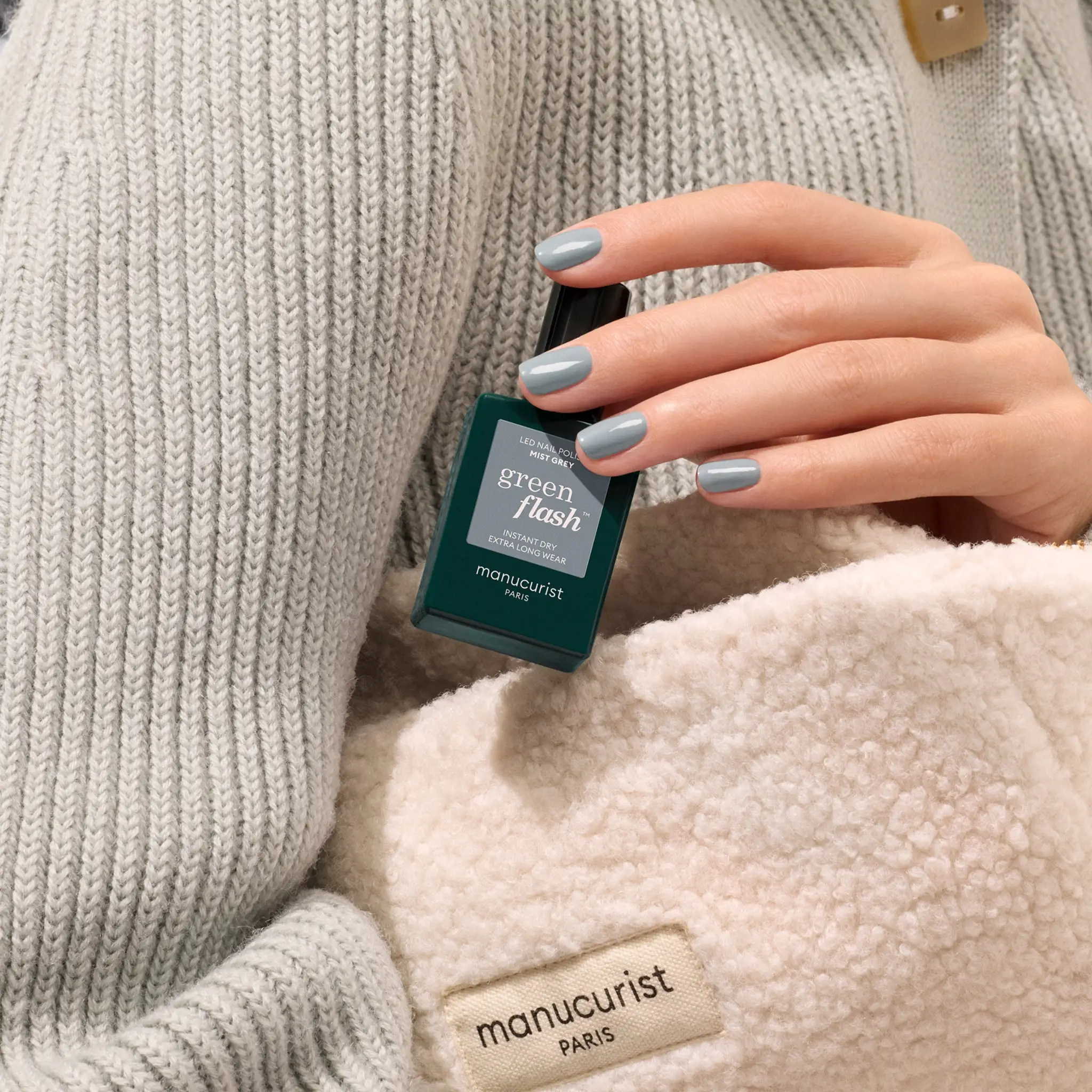 produit: Vernis Semi-permanent Green Flash - Mist Grey